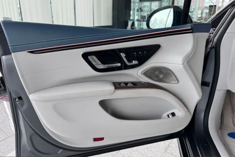 Mercedes-Benz EQS din 2023 cu 10.000 km - oferta MER211517 - foto 7