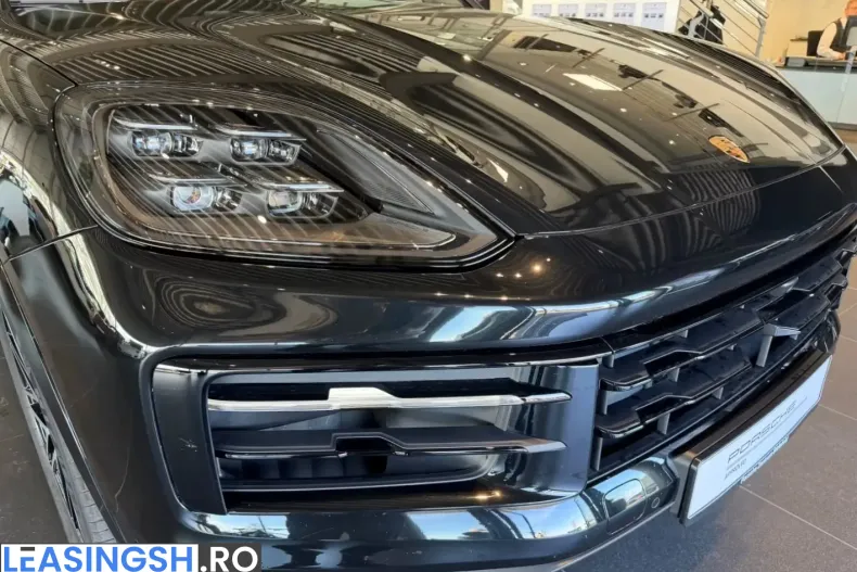 Porsche Cayenne din 2024 cu 18.118 km - oferta POR211519 - foto 9