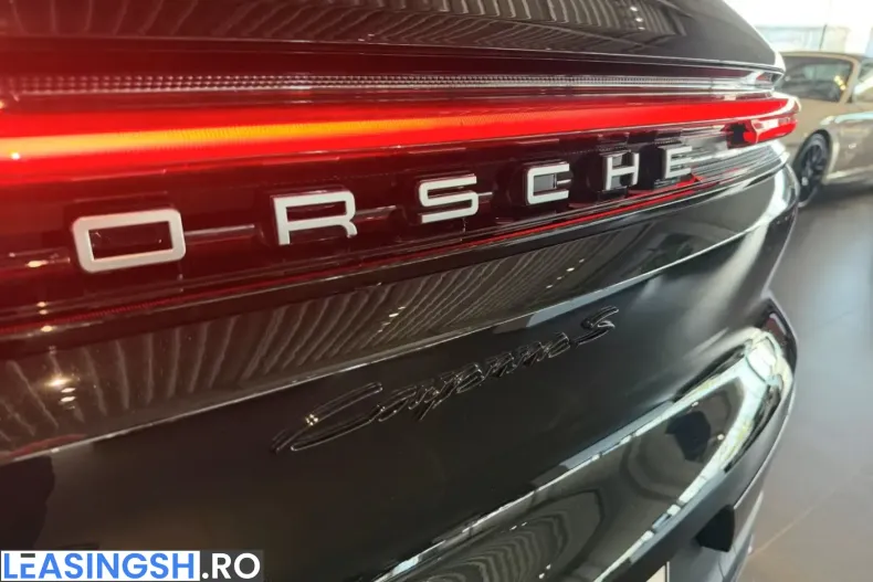 Porsche Cayenne din 2024 cu 18.118 km - oferta POR211519 - foto 11