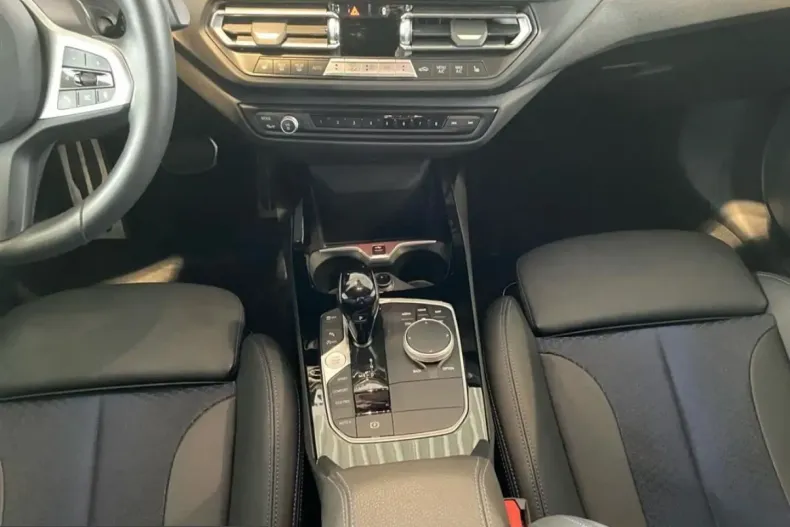 BMW 218i (Seria 2) din 2024 cu 20.900 km - oferta BMW211524 - foto 8