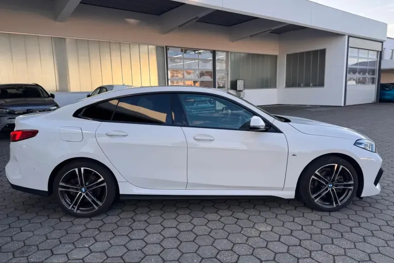 BMW 218i (Seria 2) din 2024 cu 27.790 km - oferta BMW211526 - foto 3