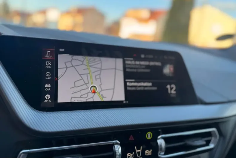 BMW 218i (Seria 2) din 2024 cu 27.790 km - oferta BMW211526 - foto 16