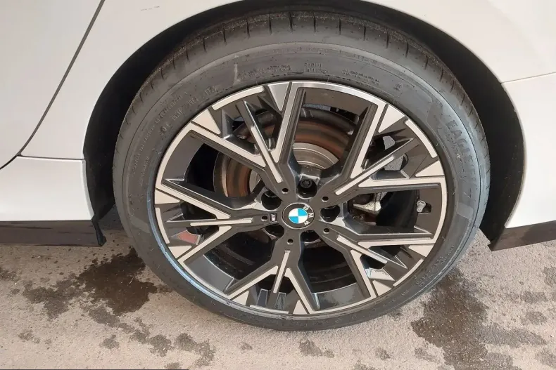 BMW 220d (Seria 2) din 2025 cu 23.236 km - oferta BMW211528 - foto 6
