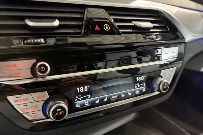 BMW M5 (Seria 5) din 2022 cu 55.473 km - oferta BMW211532 - foto 25