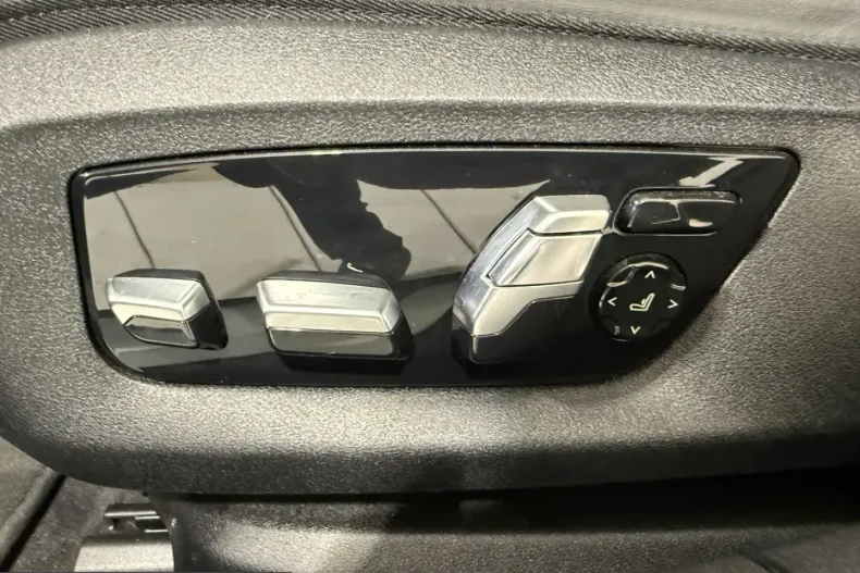 BMW 750 (Seria 7) din 2021 cu 92.233 km - oferta BMW211534 - foto 19
