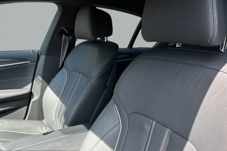 BMW M550 (Seria 5) din 2023 cu 44.656 km - oferta BMW211536 - foto 16
