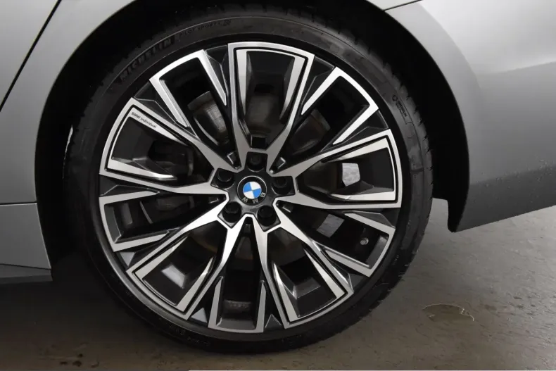 BMW 430d (Seria 4) din 2024 cu 21.138 km - oferta BMW211539 - foto 4