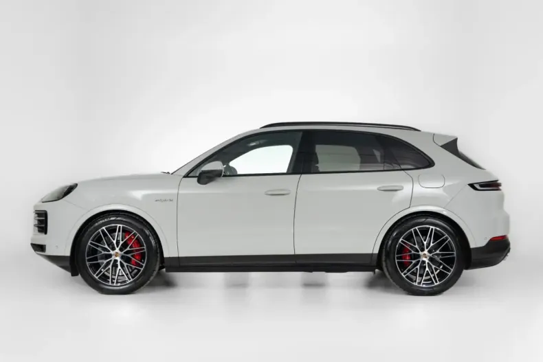 Porsche Cayenne din 2024 cu 14.229 km - oferta POR211543 - foto 2