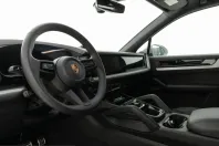 Porsche Cayenne din 2024 cu 14.229 km - oferta POR211543 - foto 26