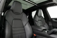 Porsche Cayenne din 2024 cu 31.490 km - oferta POR211545 - foto 49