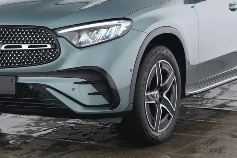 Mercedes-Benz GLC 300 (Clasa GLC) din 2025 cu 12.952 km - oferta MER211557 - foto 2