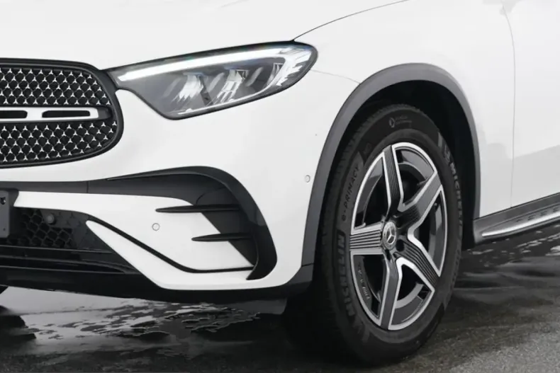 Mercedes-Benz GLC 200 (Clasa GLC) din 2025 cu 29.300 km - oferta MER211570 - foto 3