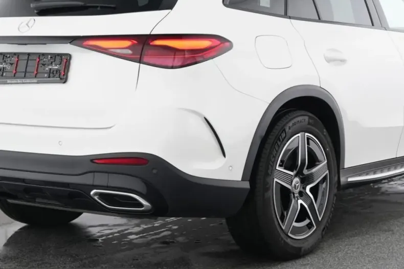 Mercedes-Benz GLC 200 (Clasa GLC) din 2025 cu 29.300 km - oferta MER211570 - foto 4
