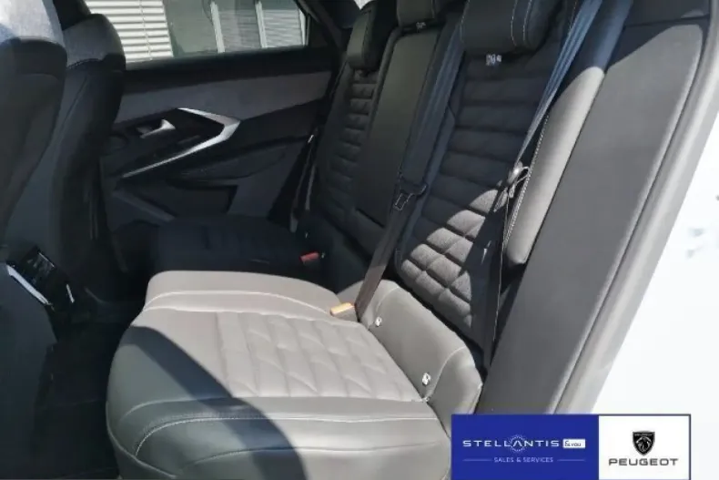 Peugeot 3008 din 2024 cu 32.849 km - oferta PEU211577 - foto 9