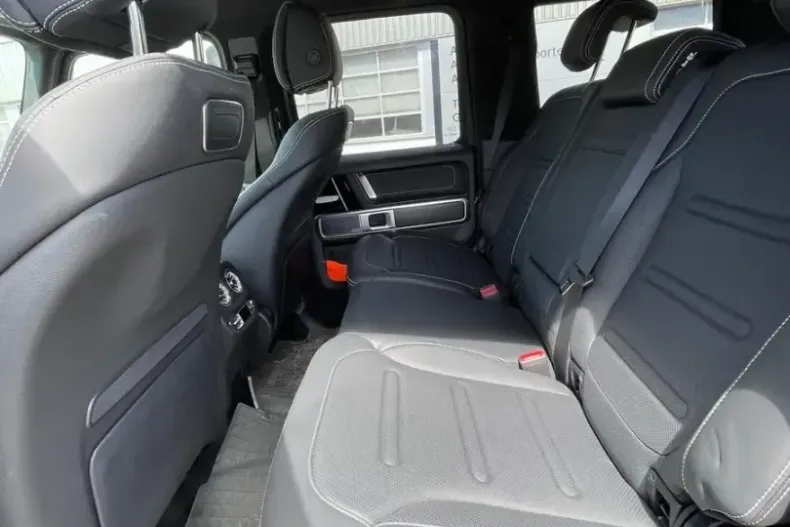 Mercedes-Benz G 400 (Clasa G) din 2023 cu 58.000 km - oferta MER211581 - foto 8