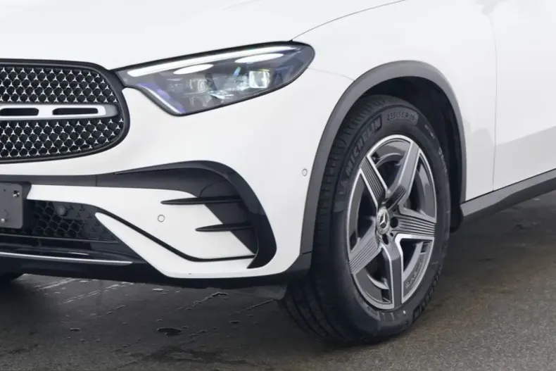 Mercedes-Benz GLC 300 (Clasa GLC) din 2024 cu 17.600 km - oferta MER211583 - foto 13