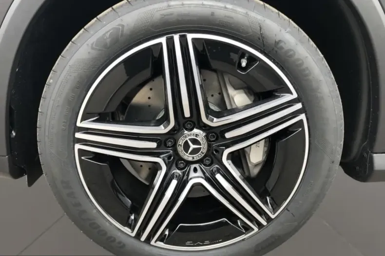 Mercedes-Benz GLC 200 (Clasa GLC) din 2025 cu 41.290 km - oferta MER211585 - foto 8