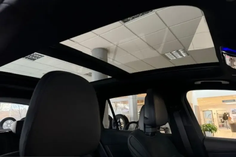 Mercedes-Benz GLC 300 (Clasa GLC) din 2023 cu 39.031 km - oferta MER211587 - foto 20