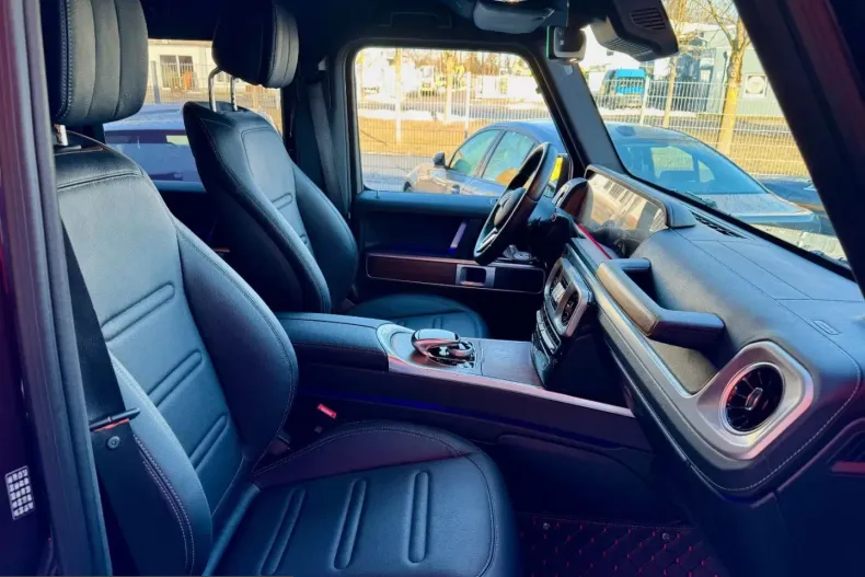 Mercedes-Benz G 400 (Clasa G) din 2023 cu 18.050 km - oferta MER211590 - foto 8