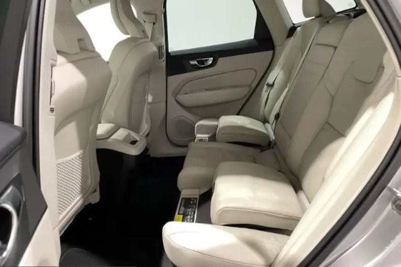 Volvo XC60 din 2021 cu 44.000 km - oferta VOL211594 - foto 8