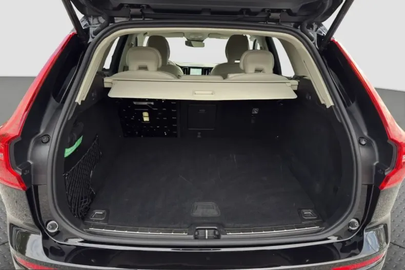 Volvo XC60 din 2023 cu 74.100 km - oferta VOL211595 - foto 15