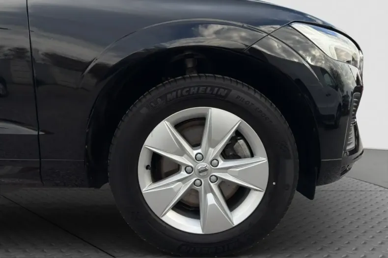 Volvo XC60 din 2023 cu 74.100 km - oferta VOL211595 - foto 16
