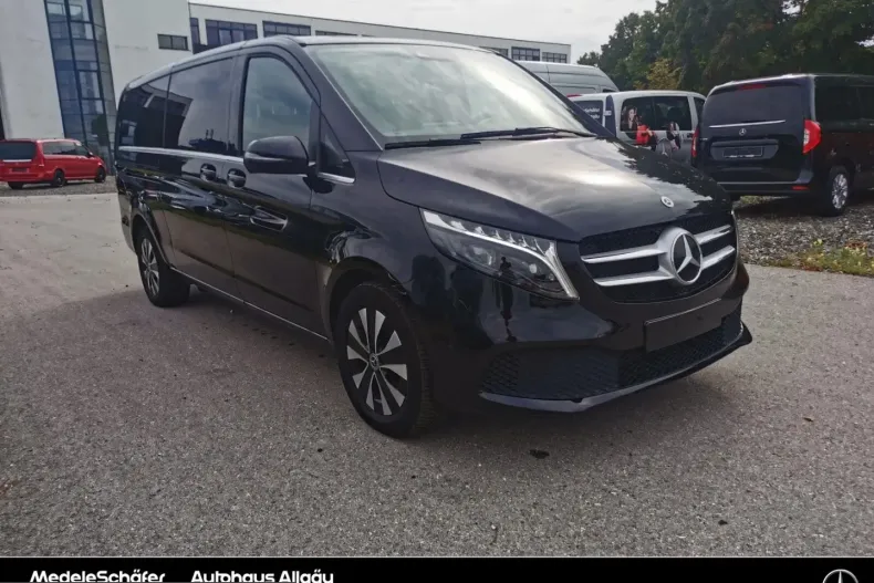 Mercedes-Benz V 300 (Clasa V) din 2023 cu 40.462 km - oferta MER211597 - foto 1