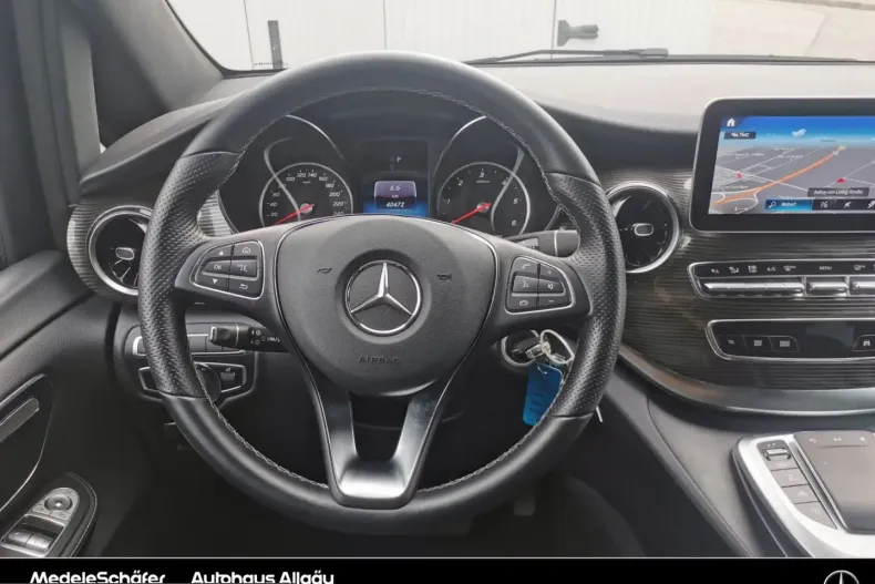 Mercedes-Benz V 300 (Clasa V) din 2023 cu 40.462 km - oferta MER211597 - foto 7