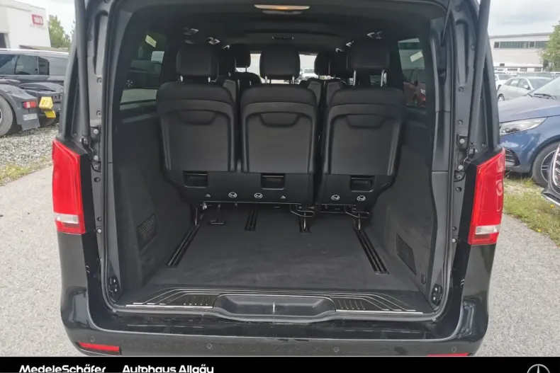 Mercedes-Benz V 300 (Clasa V) din 2023 cu 40.462 km - oferta MER211597 - foto 14