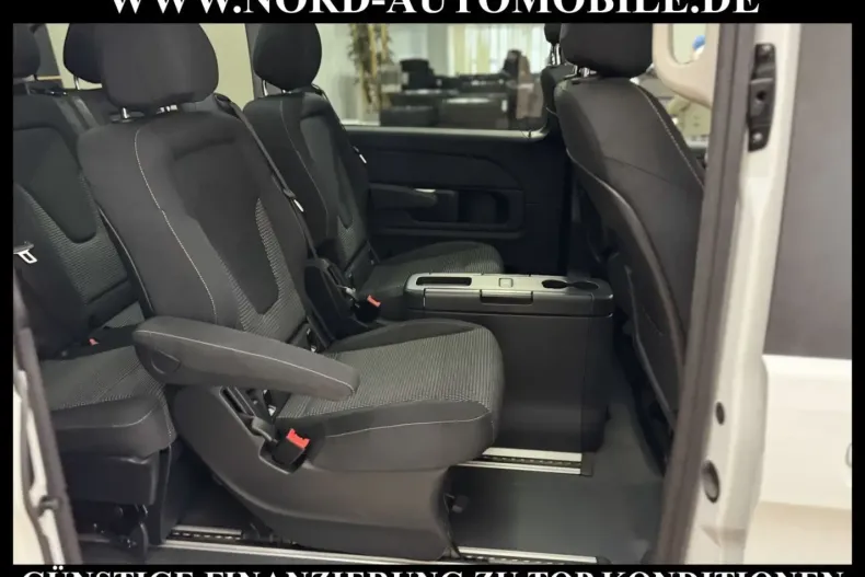 Mercedes-Benz V 300 (Clasa V) din 2022 cu 67.919 km - oferta MER211600 - foto 16
