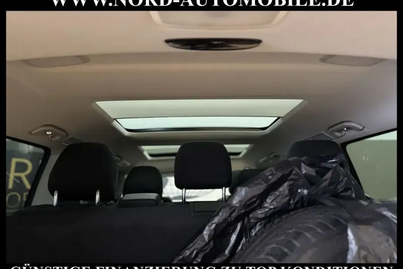 Mercedes-Benz V 300 (Clasa V) din 2022 cu 67.919 km - oferta MER211600 - foto 27