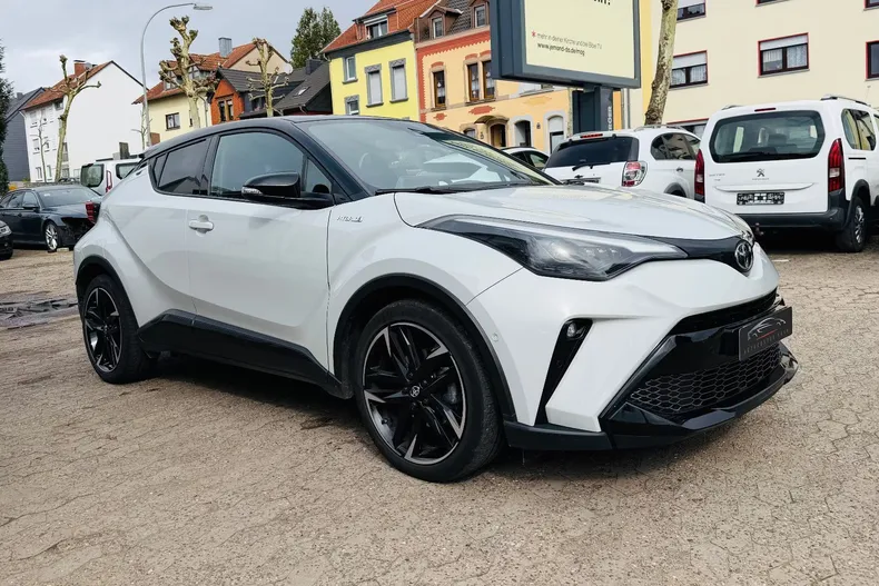 Toyota C-HR din 2021 cu 62.000 km - oferta TOY211607 - foto 1