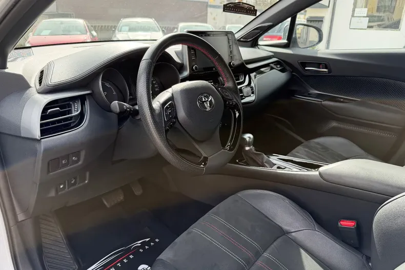 Toyota C-HR din 2021 cu 62.000 km - oferta TOY211607 - foto 11