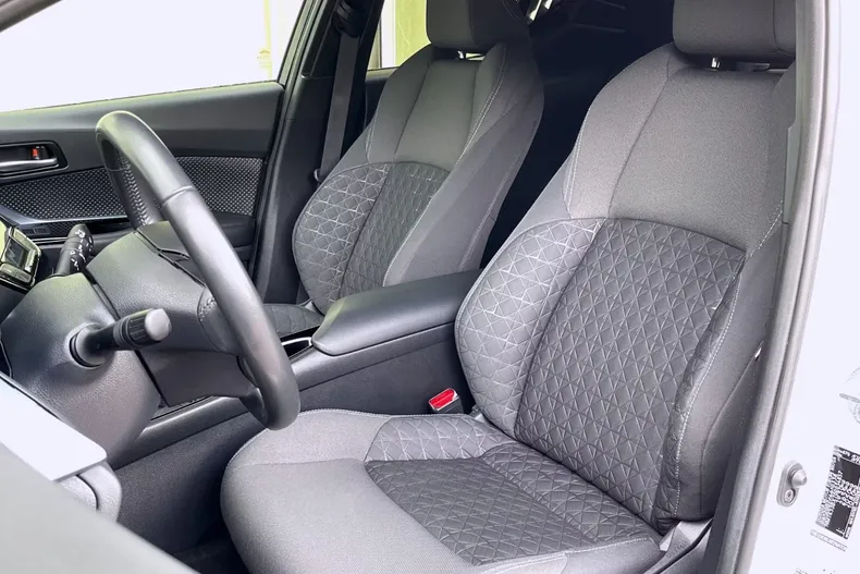 Toyota C-HR din 2021 cu 73.000 km - oferta TOY211608 - foto 12
