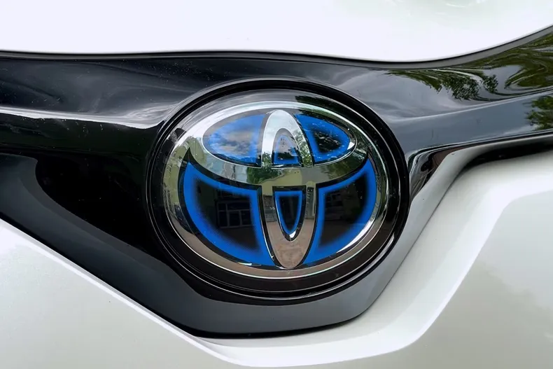 Toyota C-HR din 2021 cu 73.000 km - oferta TOY211608 - foto 32