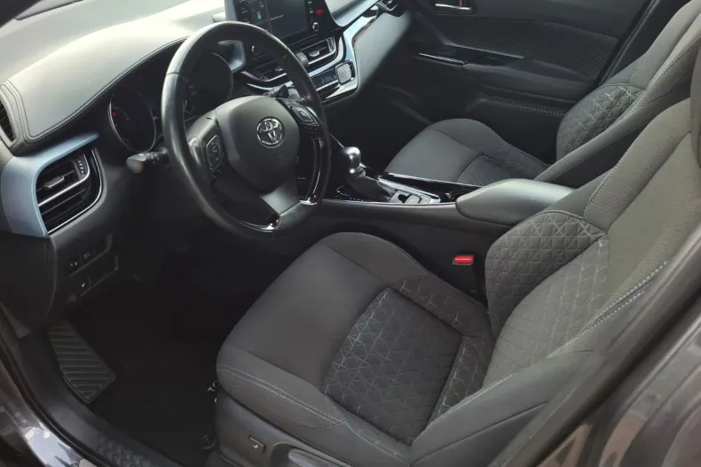Toyota C-HR din 2021 cu 67.795 km - oferta TOY211610 - foto 13