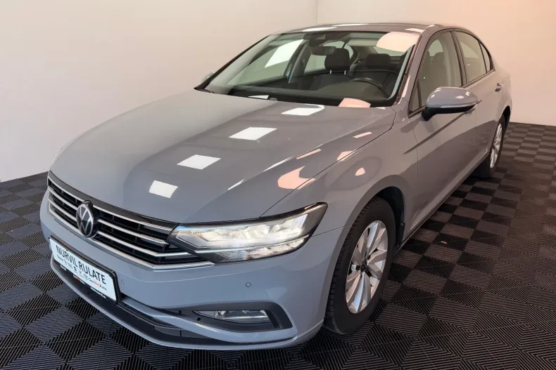 Volkswagen Passat din 2022 cu 134.000 km - oferta VOL211622 - foto 1