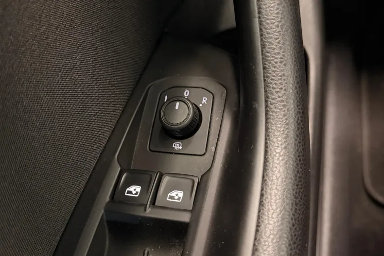 Volkswagen Passat din 2022 cu 134.000 km - oferta VOL211622 - foto 3