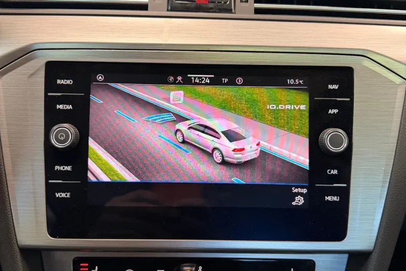 Volkswagen Passat din 2022 cu 134.000 km - oferta VOL211622 - foto 9
