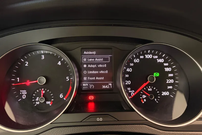 Volkswagen Passat din 2022 cu 134.000 km - oferta VOL211622 - foto 13