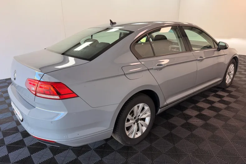 Volkswagen Passat din 2022 cu 134.000 km - oferta VOL211622 - foto 21