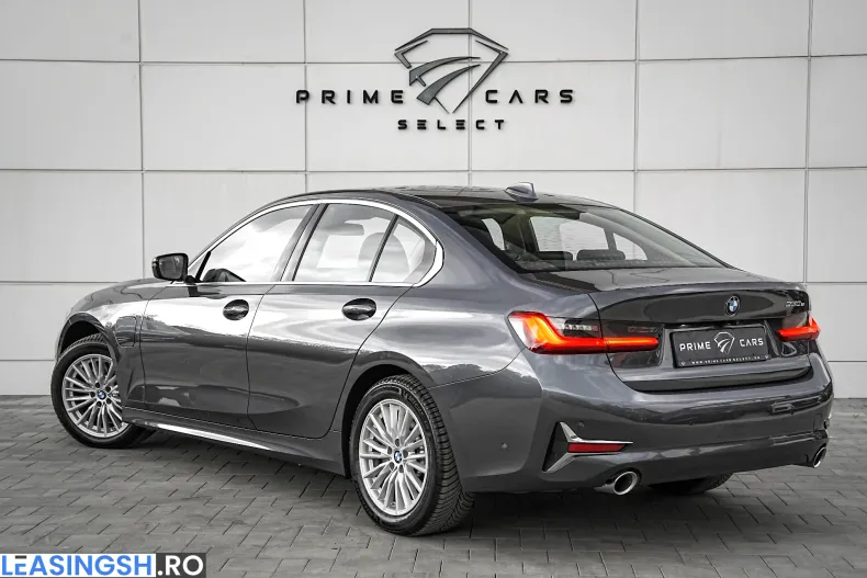BMW 330e (Seria 3) din 2021 cu 151.800 km - oferta BMW211640 - foto 2