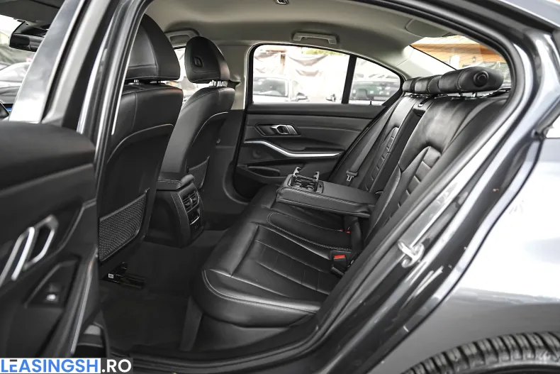 BMW 330e (Seria 3) din 2021 cu 151.800 km - oferta BMW211640 - foto 15