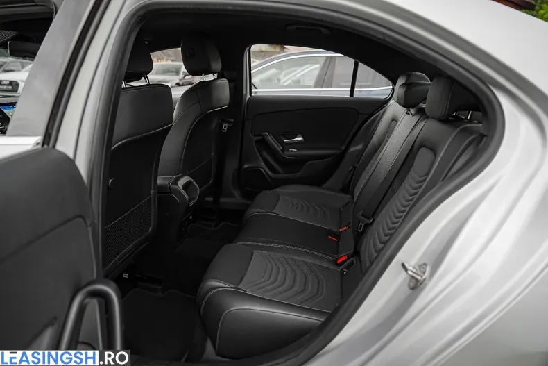 Mercedes-Benz A 200 (Clasa A) din 2022 cu 157.100 km - oferta MER211641 - foto 13