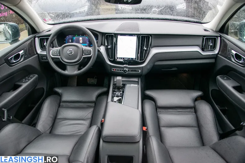 Volvo XC60 din 2022 cu 104.680 km - oferta VOL211642 - foto 6