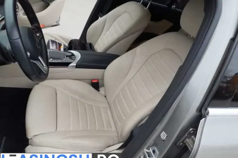 Mercedes-Benz EQC din 2020 cu 44.500 km - oferta MER211647 - foto 6