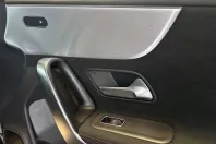 Mercedes-Benz CLA 220 (Clasa CLA) din 2021 cu 30.000 km - oferta MER211649 - foto 18