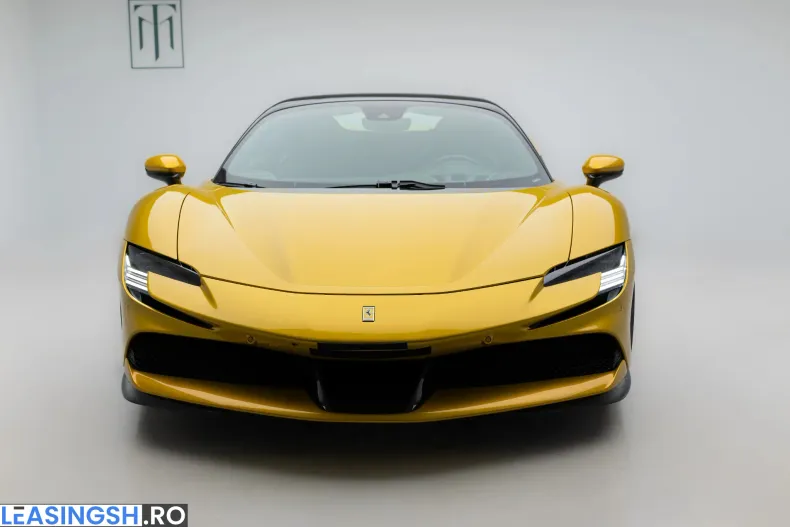 Ferrari SF90 Stradale din 2022 cu 6.500 km - oferta FER211657 - foto 5