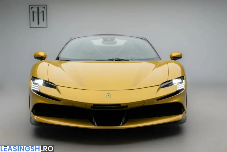Ferrari SF90 Stradale din 2022 cu 6.500 km - oferta FER211657 - foto 10