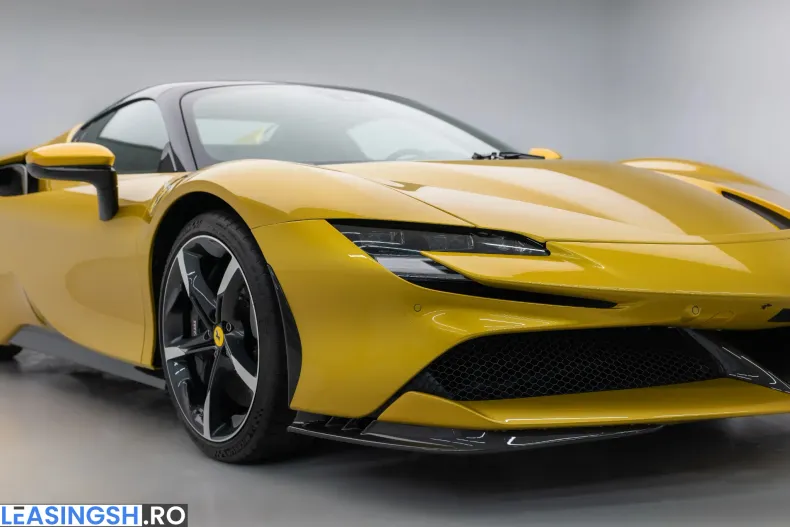Ferrari SF90 Stradale din 2022 cu 6.500 km - oferta FER211657 - foto 13